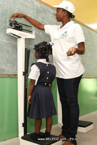 PHOTO: Haiti Medical - Klinik Mobil nan Lekòl yo...