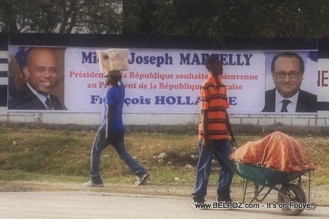 PHOTO: Haiti - President Martelly Souhaite Bienvenue a Francois Hollande