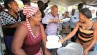 Haiti - President Martelly ap danse anba tant ak yon plat manje nan men li... LOL...