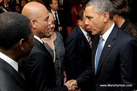 Handshake - Haiti President Martelly, USA President Barack Obama