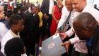 Haiti - President Martelly distribye 500 Laptops bay elèv lekòl