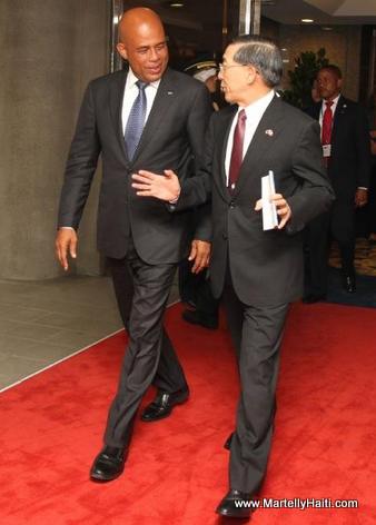President Michel Martelly Arrivee a Taiwan - Republique de Chine