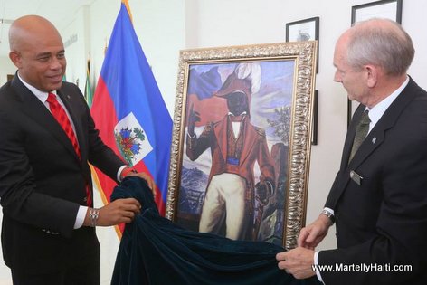 President Martelly - ceremonie remise de diplomes College Interamericain de Defense (CID))